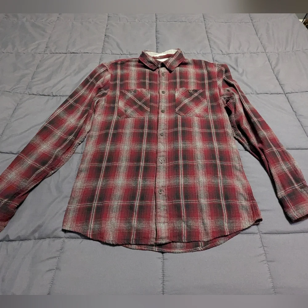 🔥🔥 Bundle Alert 3 URBAN PIPELINE Men's Sz Sm button down Plaid Flannel Shirts